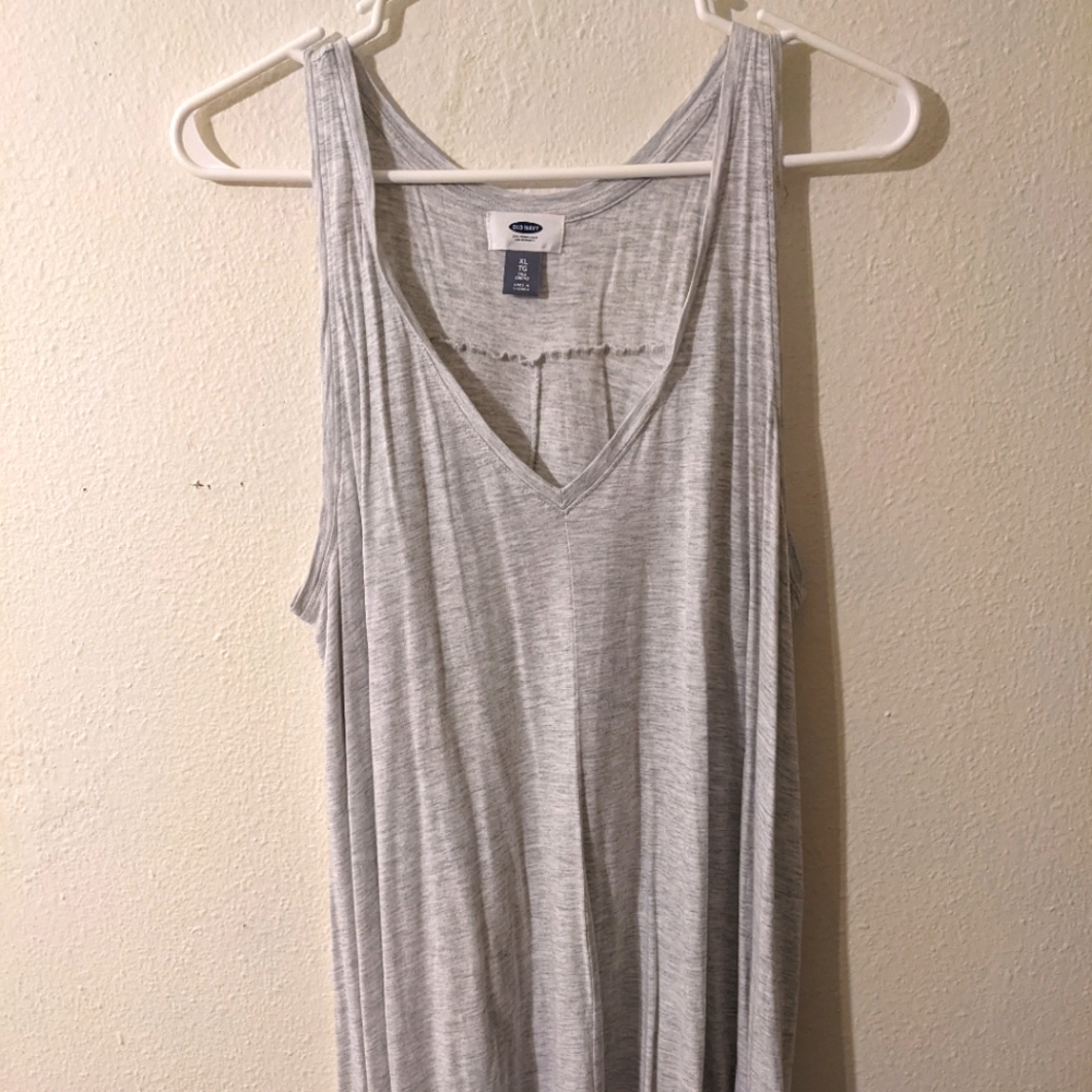 Women's Old Navy Size XL Tall Light Grey Tank Top